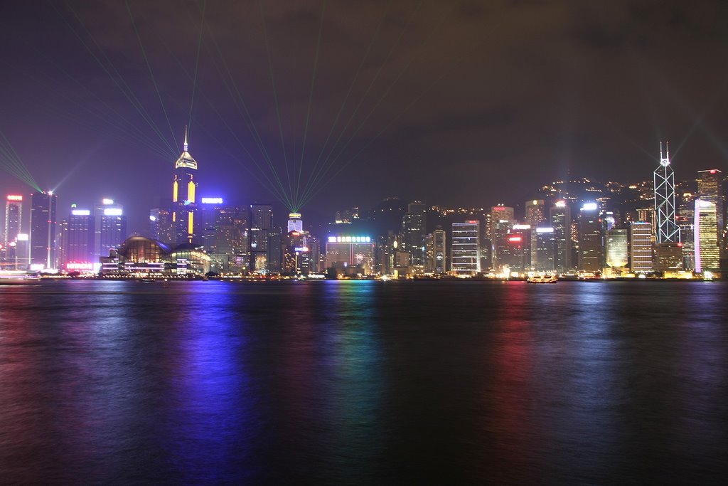 Hong Kong - Night lights by kilun