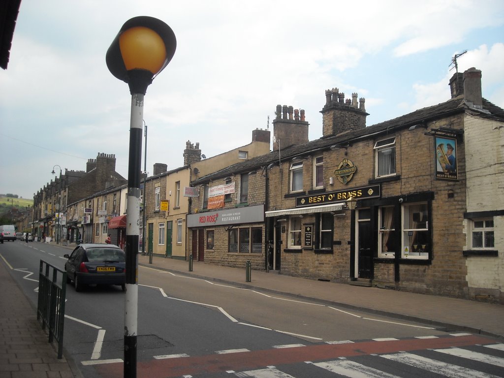 Manchester Road, Mossley by WythenshaweMike