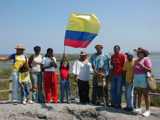 El grupo de ecoturismo en el crater by cosple