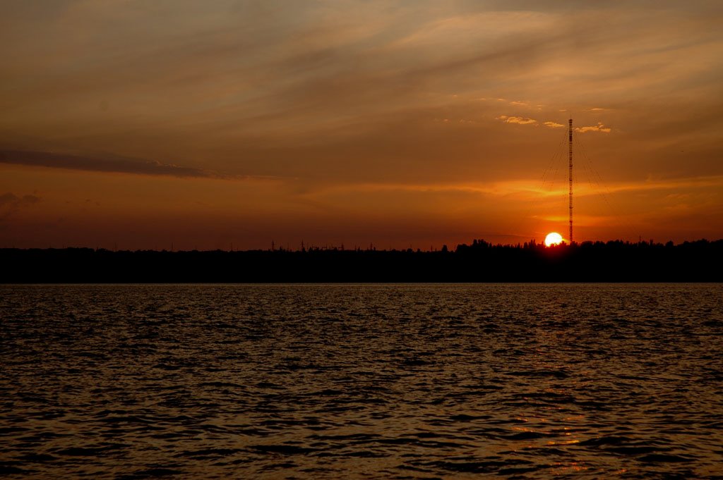 Zavods'kyi district, Mykolaiv, Mykolaivs'ka oblast, Ukraine by Mad Gambit