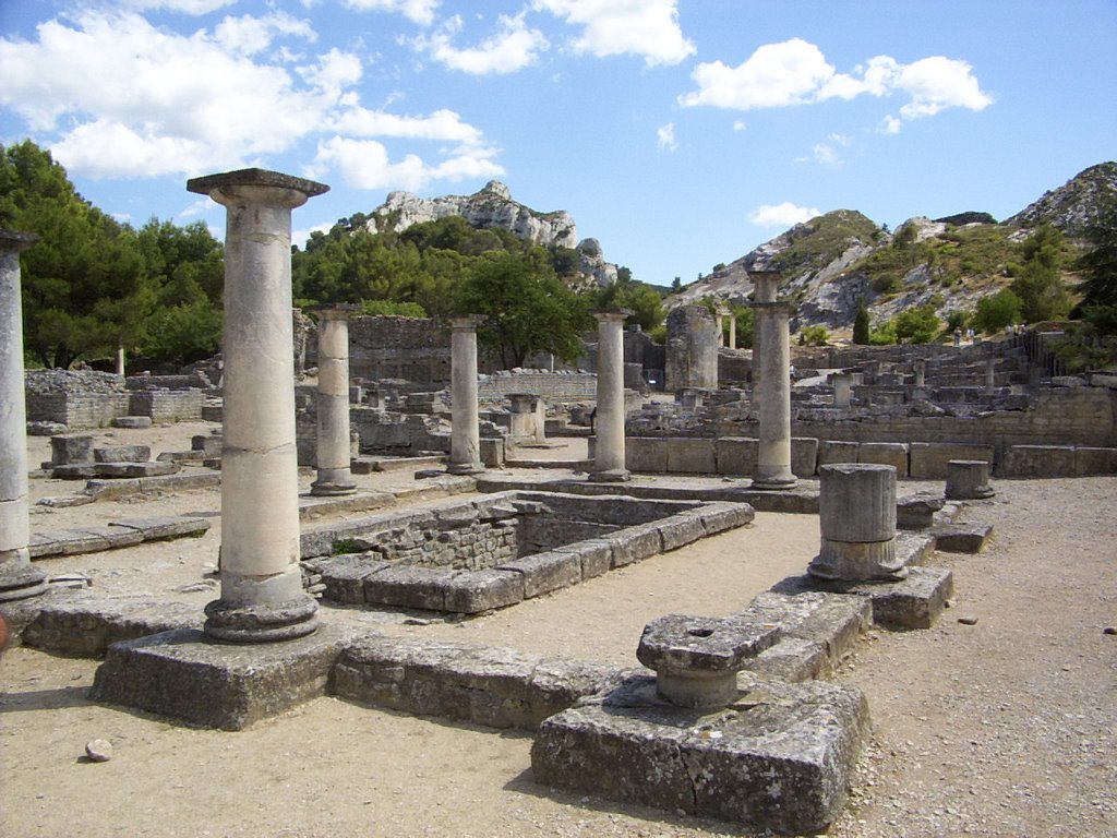 Glanum by jayemcee