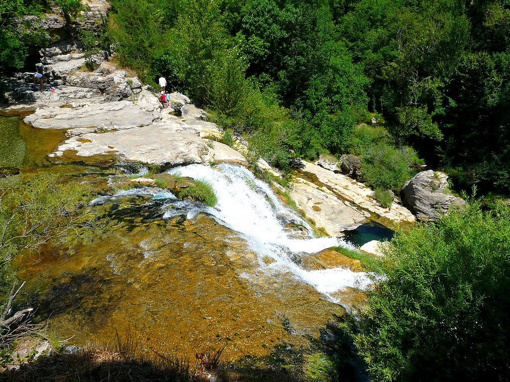 France, la cascade de la rivière Vis à Navacelles by Roger-11