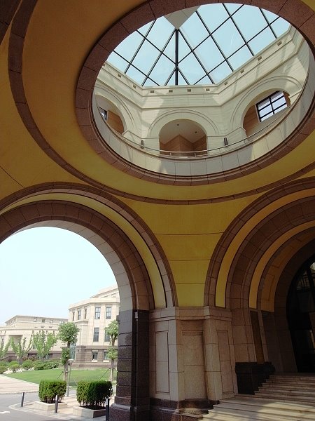 The arch at the center of Classroom Building by Justin Zhu