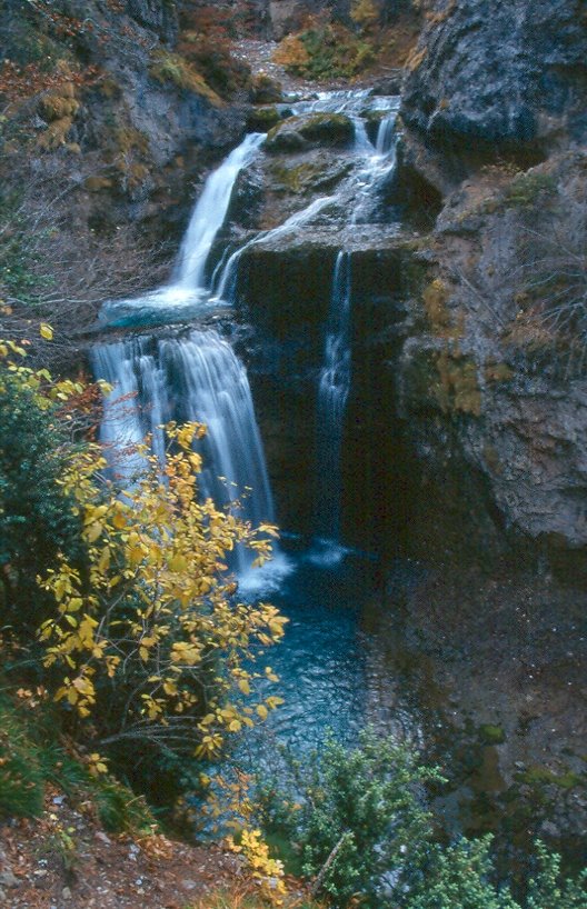 Ordesa, Cascada de La Cueva by ET