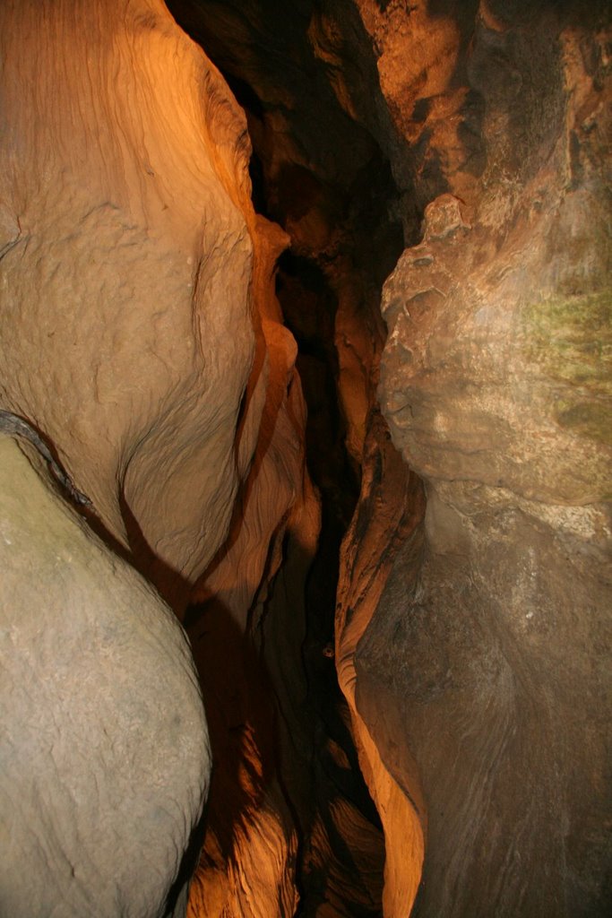 Howe Caverns by Sydney2305