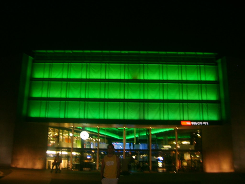 Zug train station by Helmut Acosta Arrue