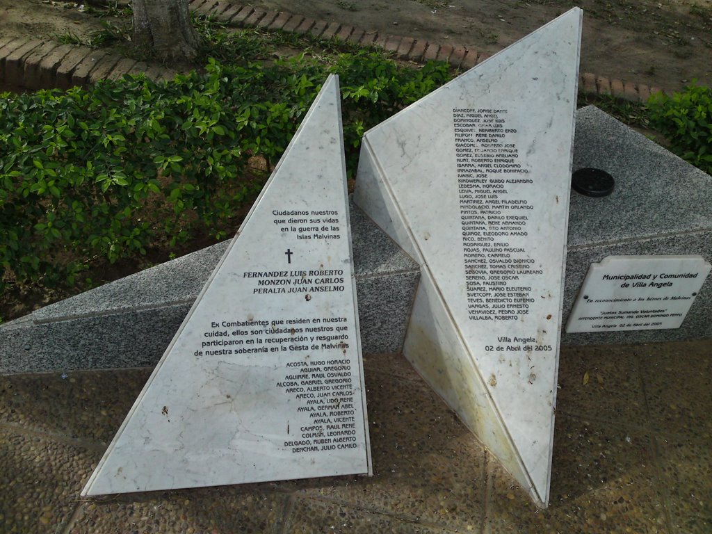 Monumento a los heroes de Malvinas by fernando.gonzalez.20…