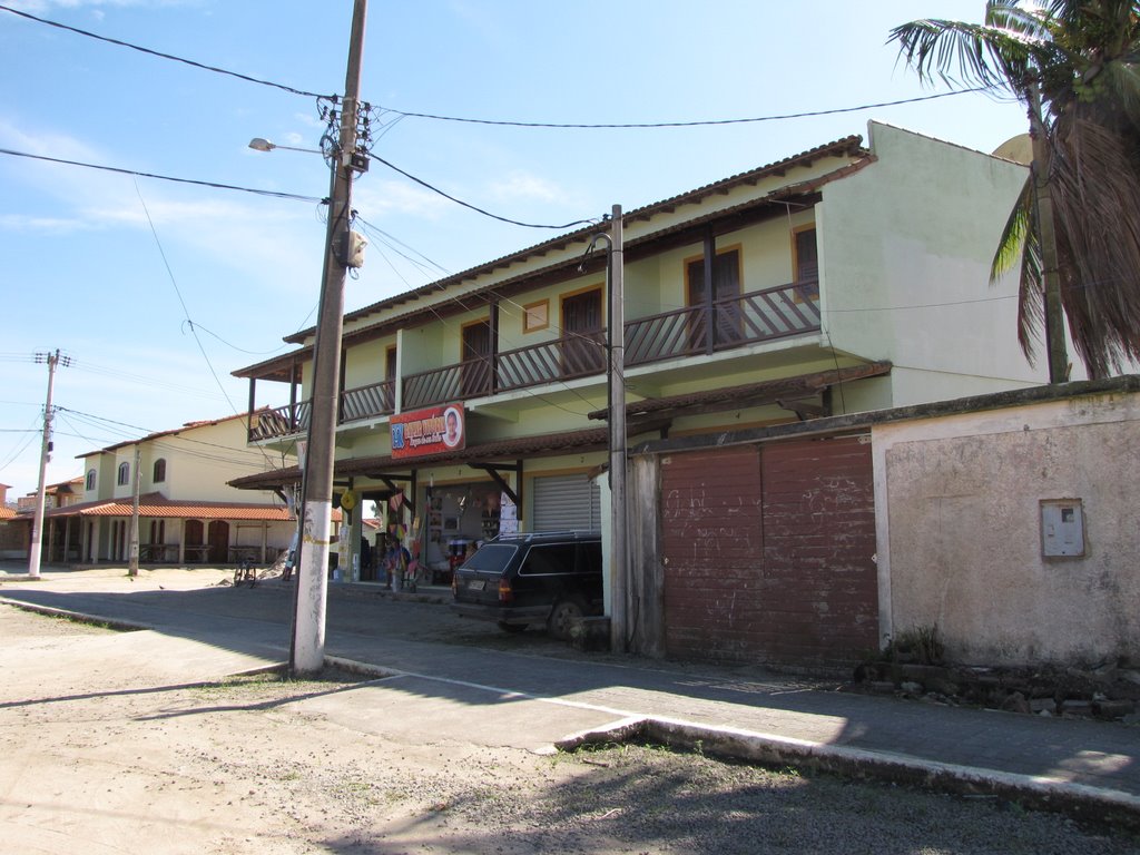 2009 - bazar vitoria and building material store - RJ - 102 - Praia Seca - RJ - Brasil by AmputadoAmputeeAlex