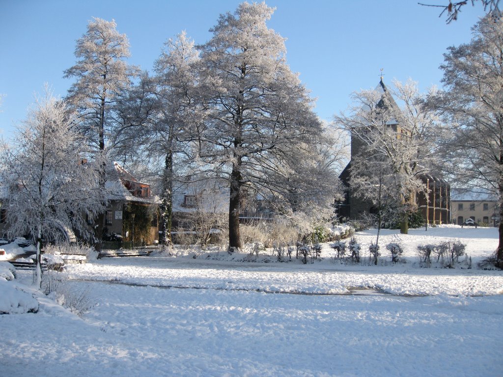 {©RH} vereister Mühlenteich by Reinhard H.