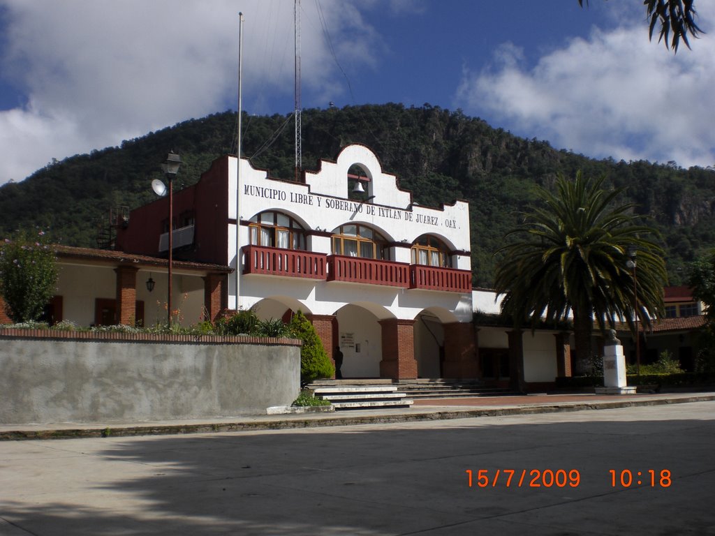 Palacio Municipal - Ixtlan de Juarez by ronkiyo