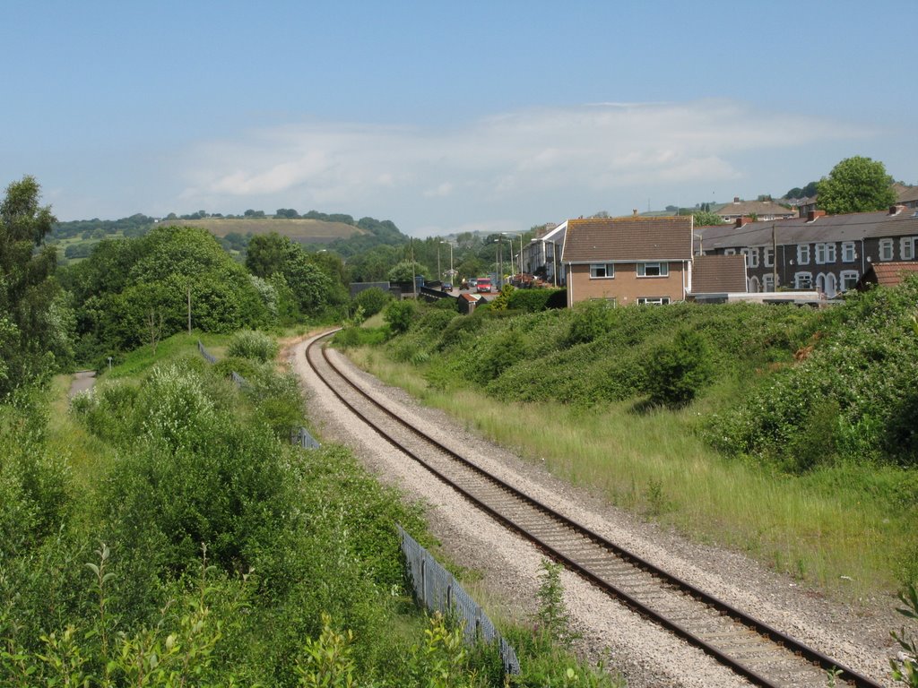 Train track, Trelewis by brimbleline