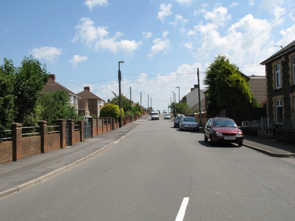 Looking up High St. from top of the Bwl Rd. Nelson by brimbleline