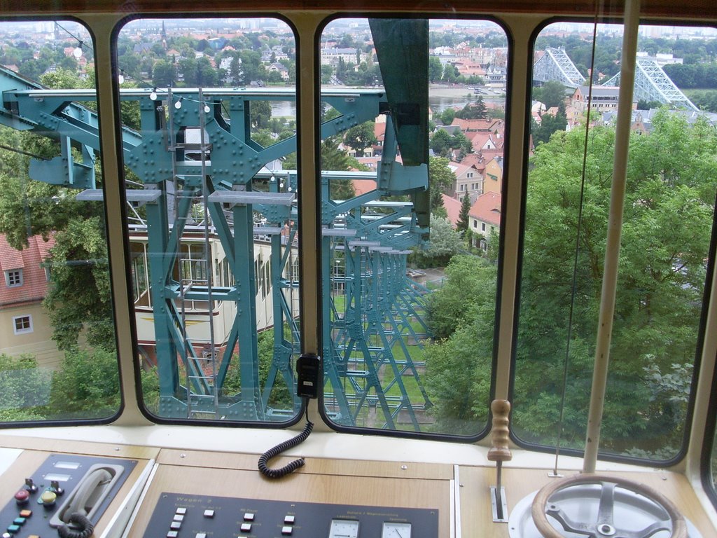 Schwebebahn in Dresden by Gerald Schreiber