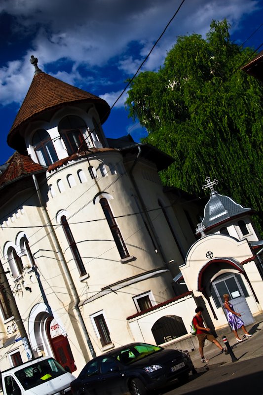 Biserica Caramidarii de Jos, Str. Piscului by stratoreaper