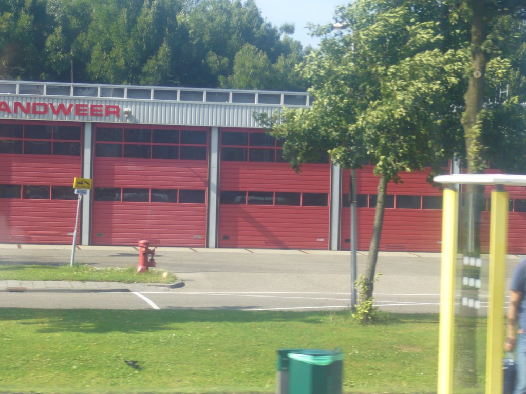 Brandweer Hellevoetsluis by chiel van waart