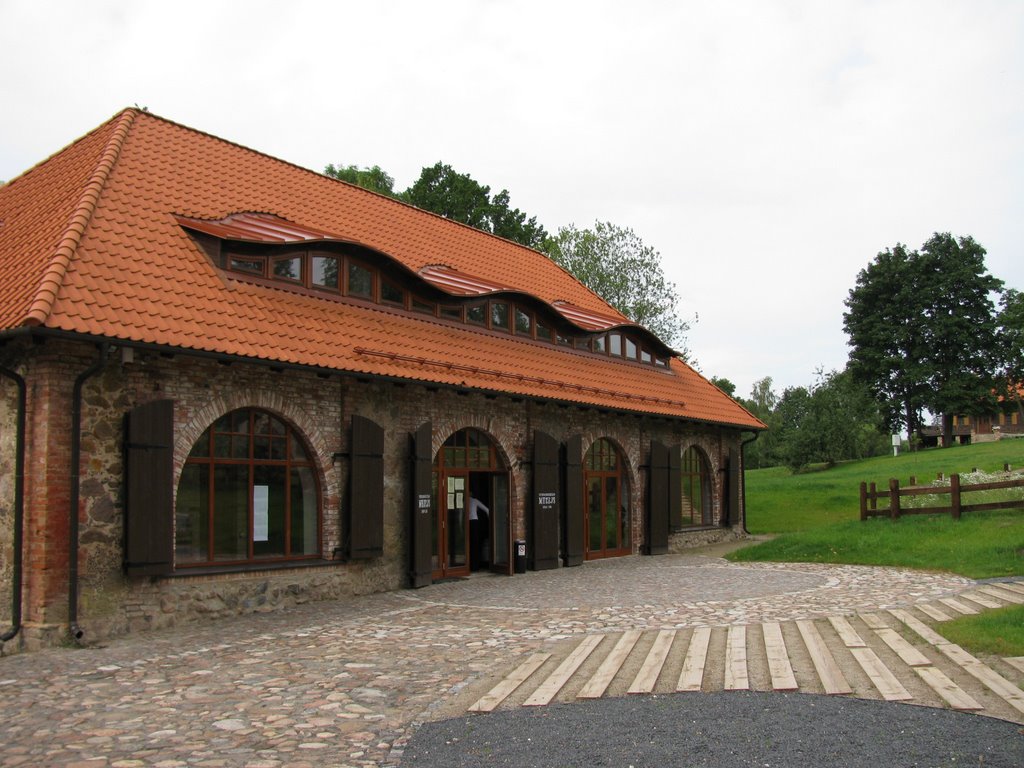 Kalnumuiža.Sieksāte, Latvija by Indra Dišteina