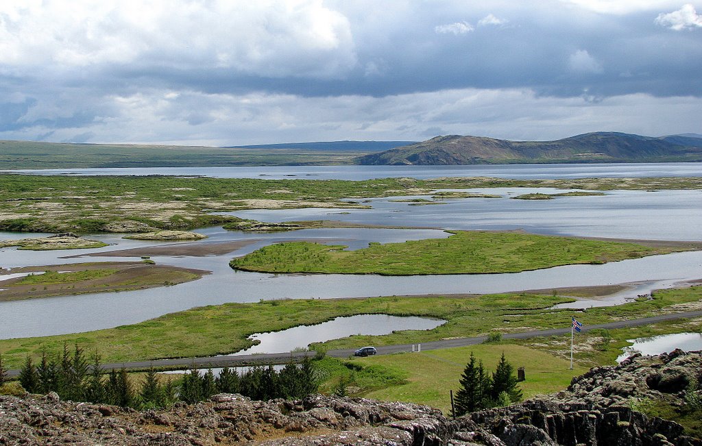 Thingvellir_Thingvallavatn(M.Casadamont(06/2009) by Michel Casadamont