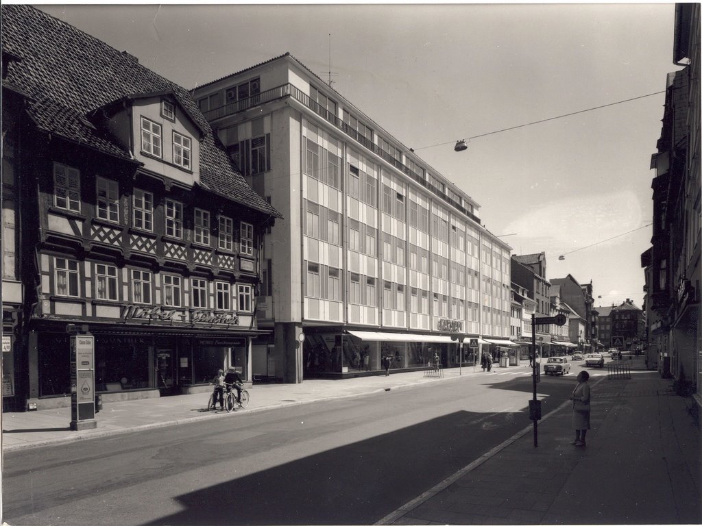 Groner Straße in den 60ern by Mathias Preis