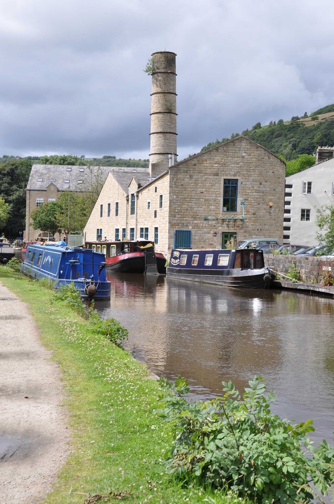 2009.07.12 - Rochdale Canal - Hebden Bridge Marina by David R Williams