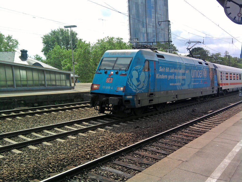 BR 101 UNICEF mit InterCity by ©schw@bendude