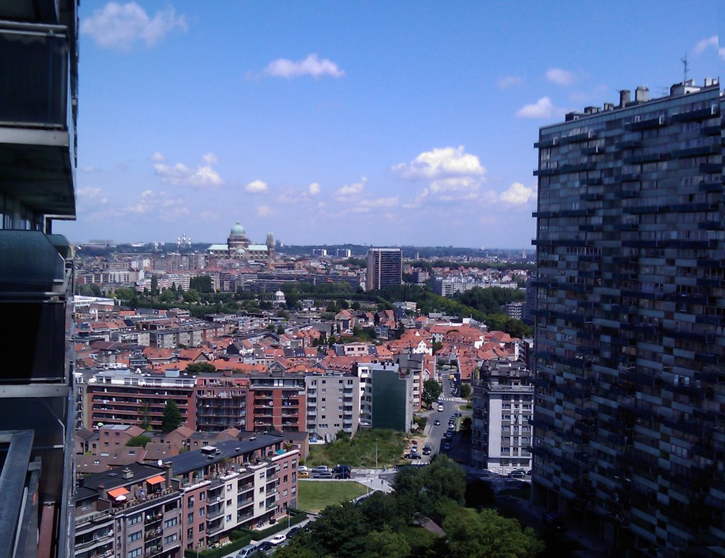 Vue sur la basilique de Koekelberg by dranerbxl