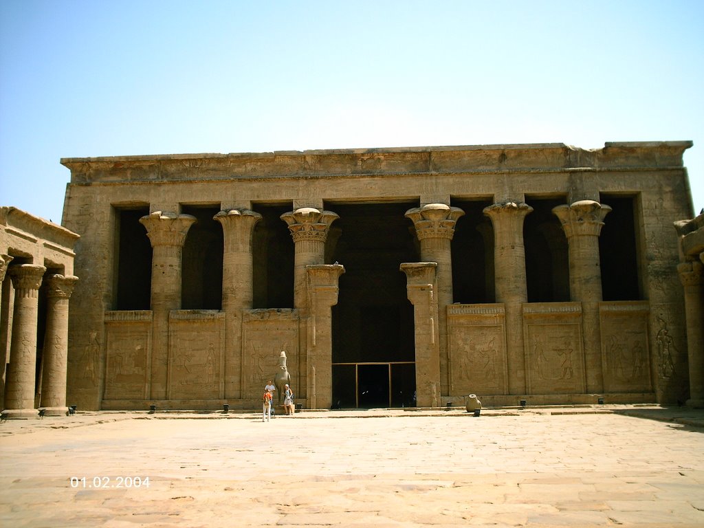 Temple d'Horus - Edfou (Idfu)] by wookiechewba