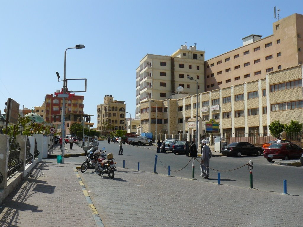 The street. Hurghada by qra