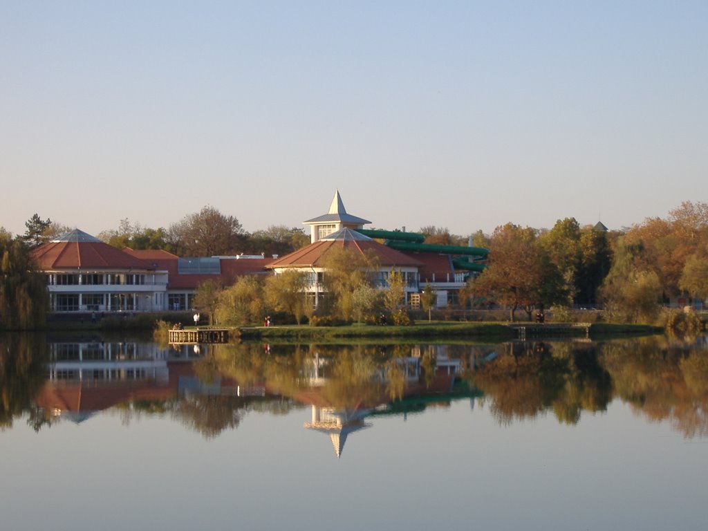 Nyíregyháza, Sóstógyógyfürdő, 4431 Hungary by Aldebaran197