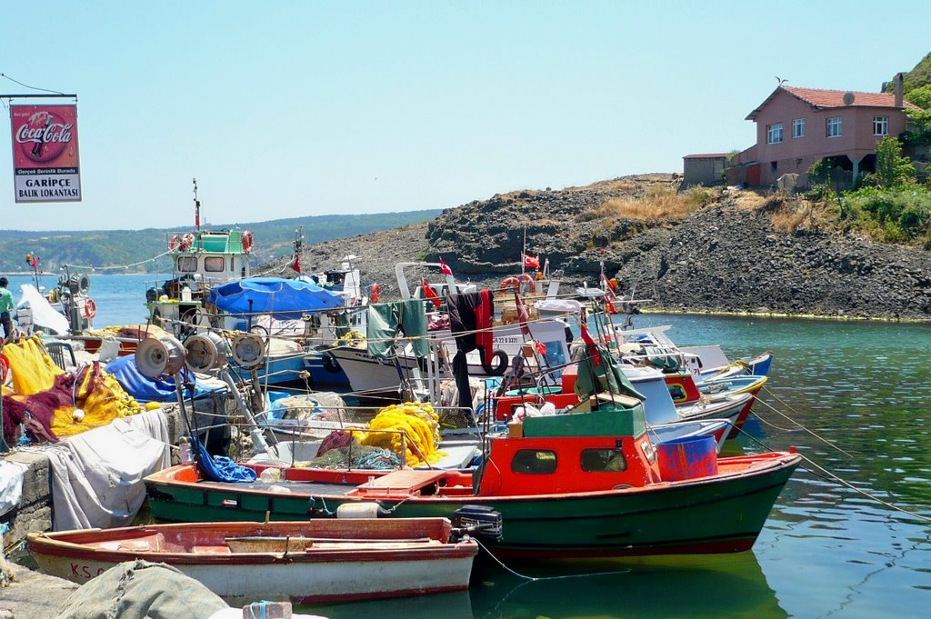 Garipçe village by gezginruh