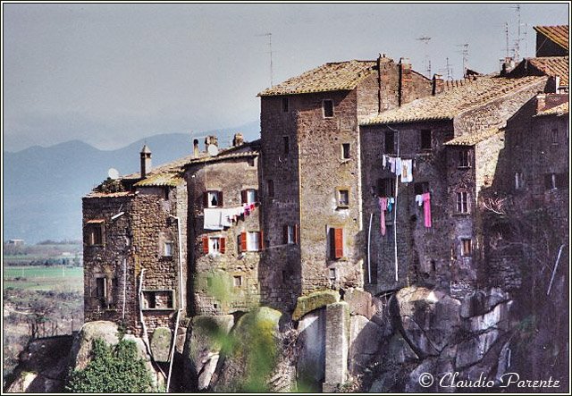 Vito rchiano - La città vecchia a strapiombo by Claudio Parente (swa…