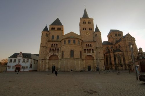 Trier, Germany by apachemech