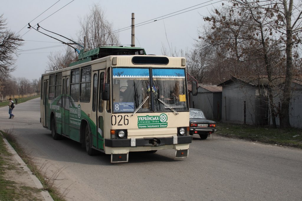 Trolleybus by PhotoDocumentalist