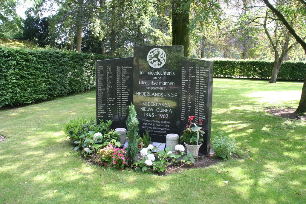 Nederlands-Indië Monument, St Barbarabegraafplaats by Carl030nl