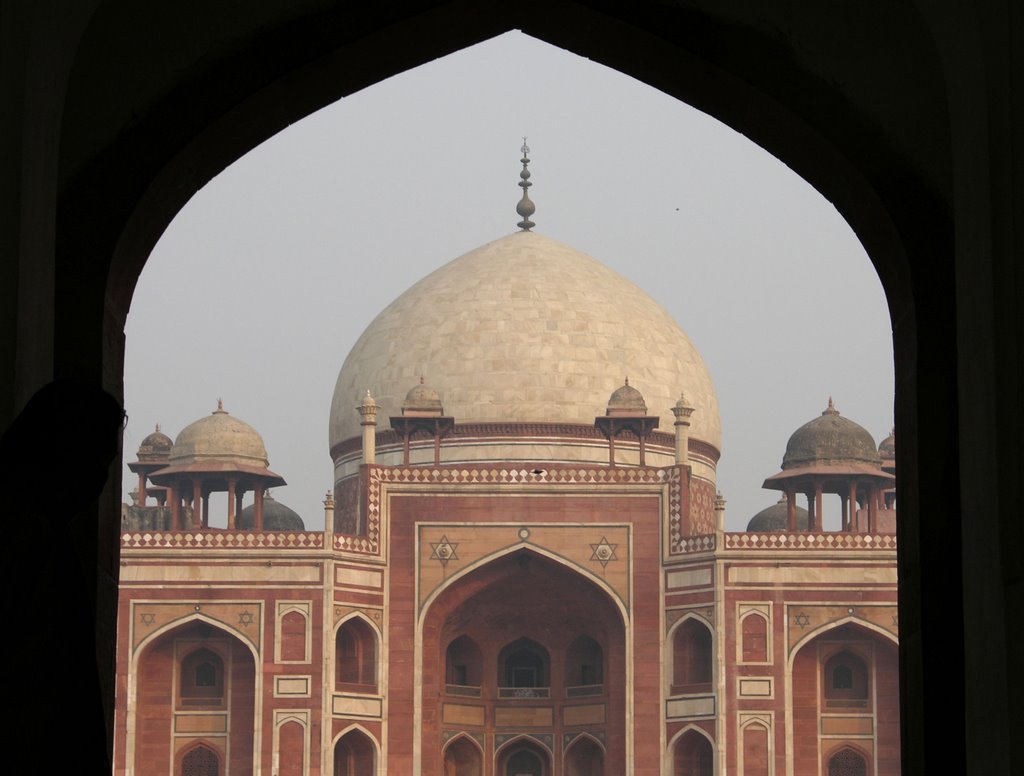 Humayun's Tomb by James Phillip Thomas…