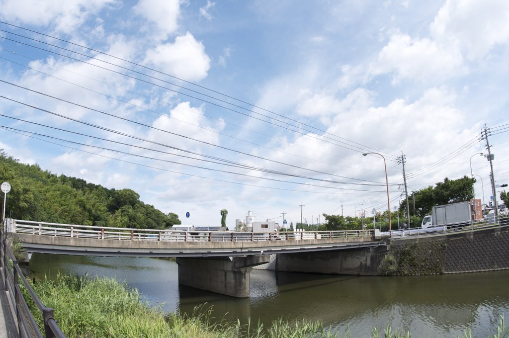 福岡県粕屋郡志免町水車橋 by alfabeat