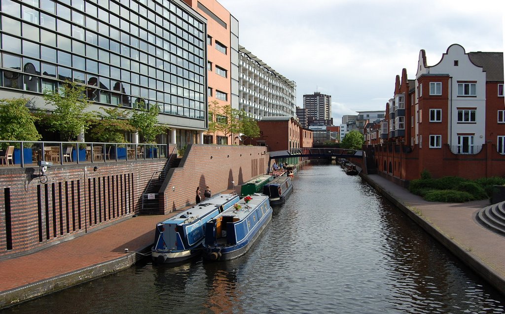 Canal barge Birmingham o=k by Olive Kirk