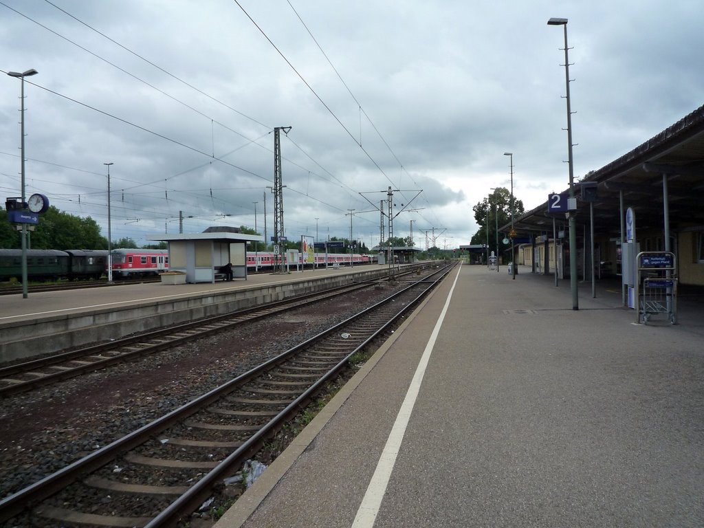 Crailsheim, Bahnhof, Bahnsteig by Meierhofer