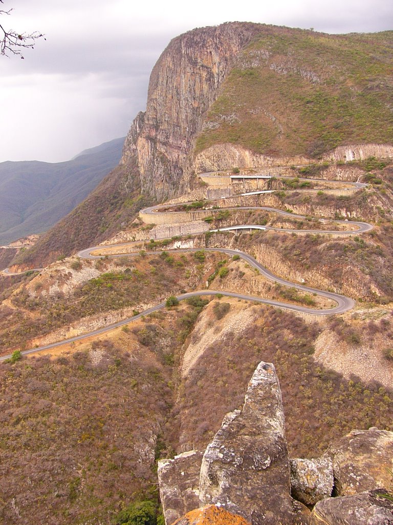 Leba Mountain Pass by eaglewings.de