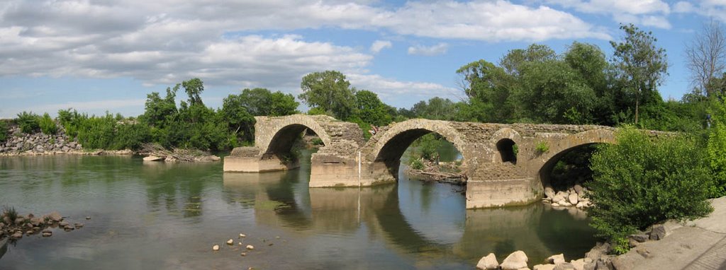 Pont Saint Tibery by Claude Benoit-Cattin