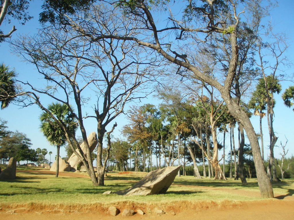 Mahabalipuram Tiger Cave by Selvanathan - Peruma…