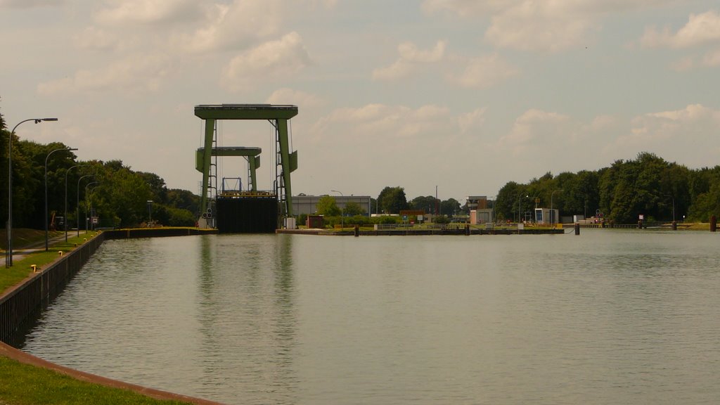 {©RH} Blick auf die Schleuse von Osten by Reinhard H.