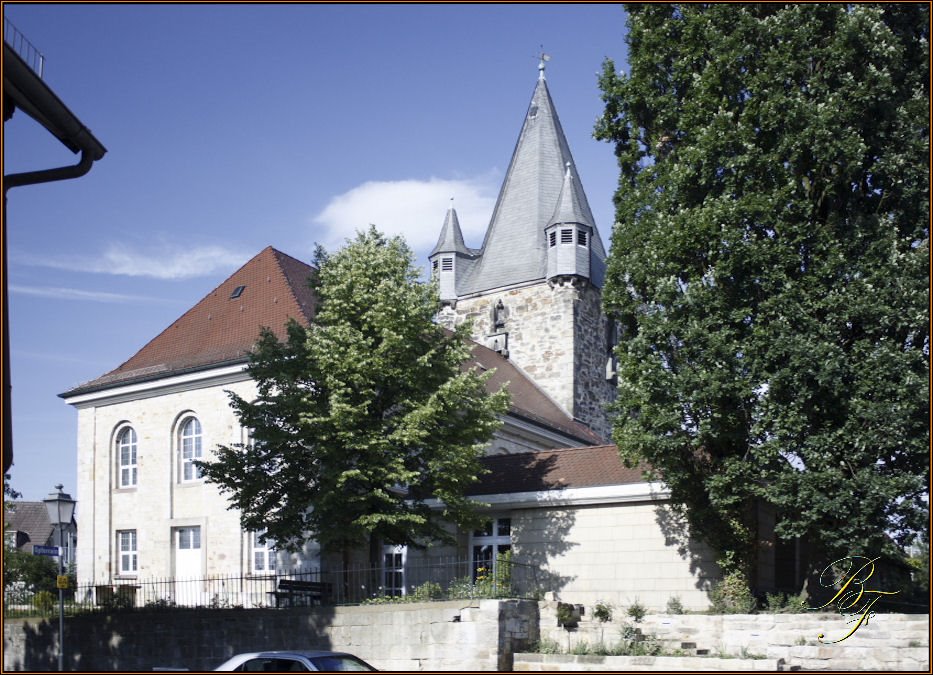 Niederzwehren, Matthäus-Kirche by Bernd Freudenstein