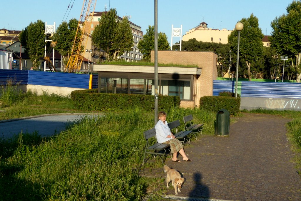 Cane al giardino by piero belforte