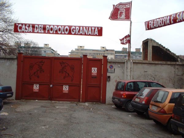 Torino - Ingresso Stadio Filadelfia by mauriziodangelo3