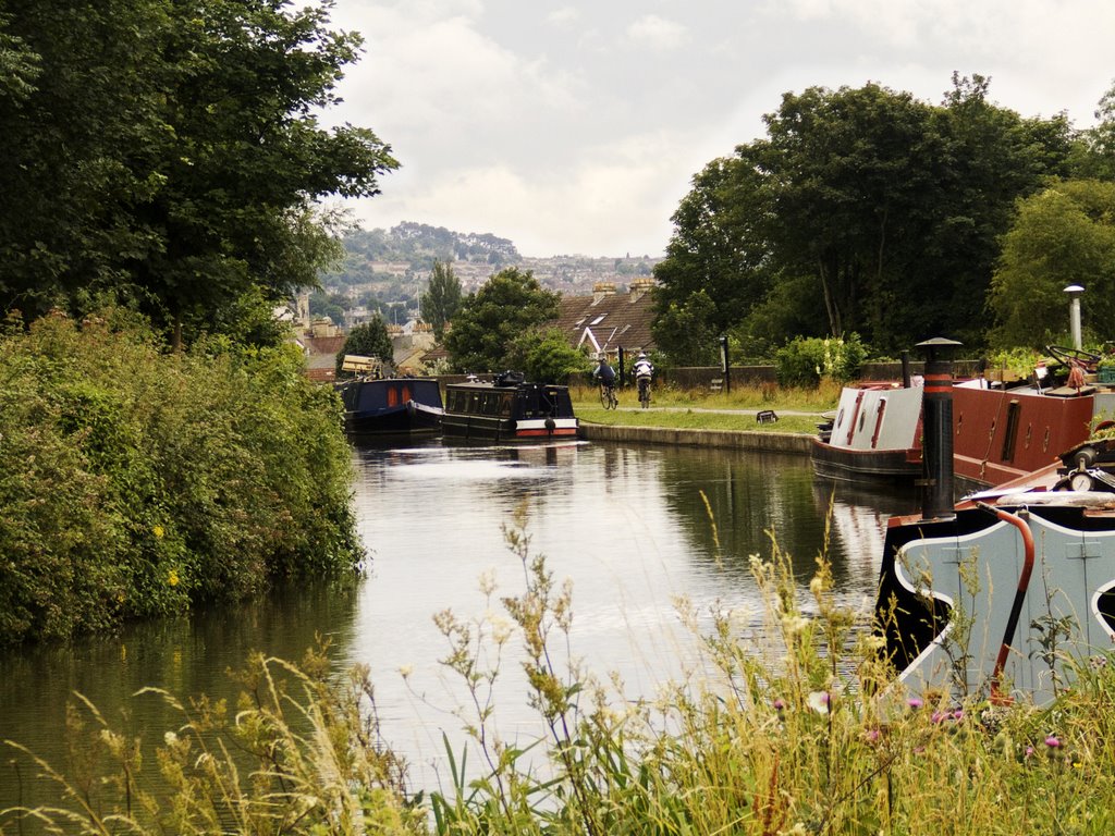 Kennet & Avon Canal by AndrewDRees