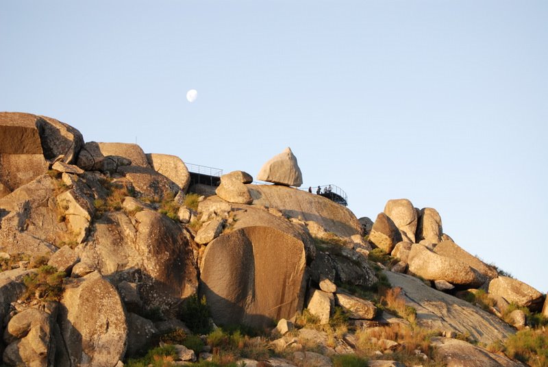 La Piedra Movediza - Tandil by dibarral