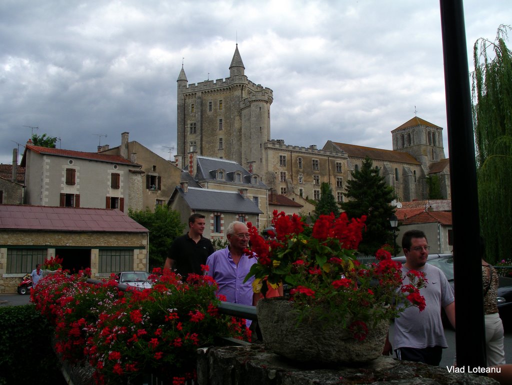 Morthemer: Chateau et L'Abbaye by Vlad Loteanu