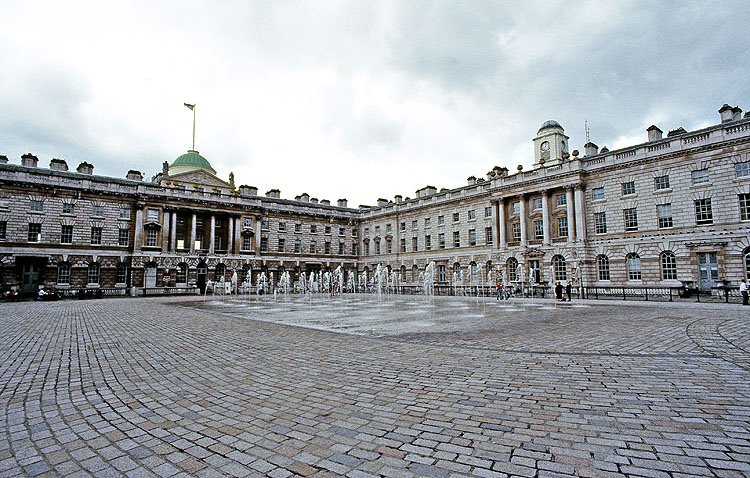 Somerset House by loksi67