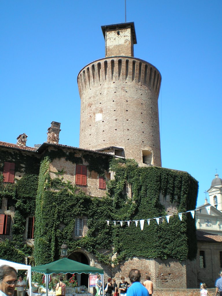 Torre Saltirana by Giulia's travels