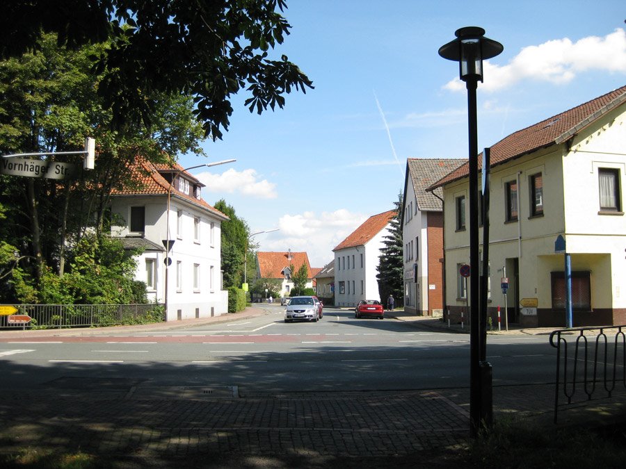 Kreuzung Vornhäger/Lauenhäger Straße by Clairette